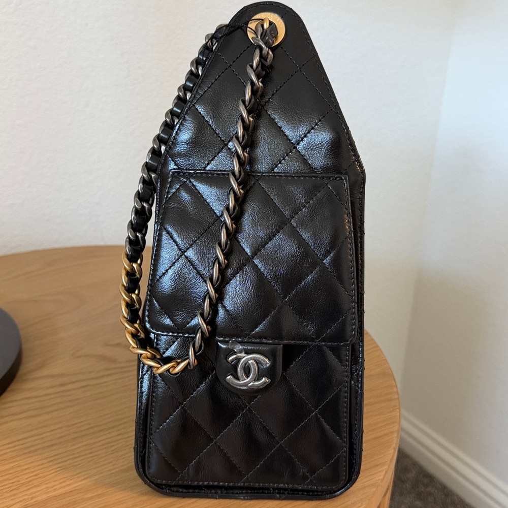 New Chanel 25 Handbag Small Calfskin Black with Two Tone Hardware - Picture 14 of 16